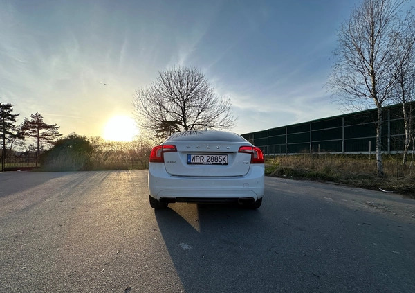 Volvo S60 cena 60000 przebieg: 140000, rok produkcji 2013 z Piastów małe 466